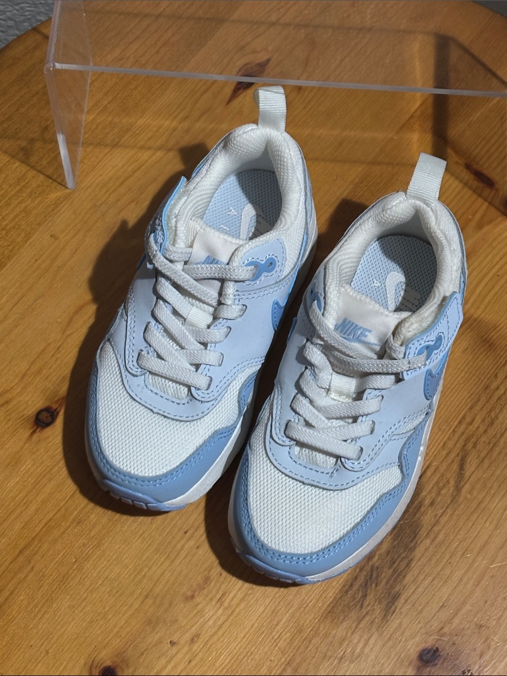 Nike Kids Light Blue and White Sneakers 9C